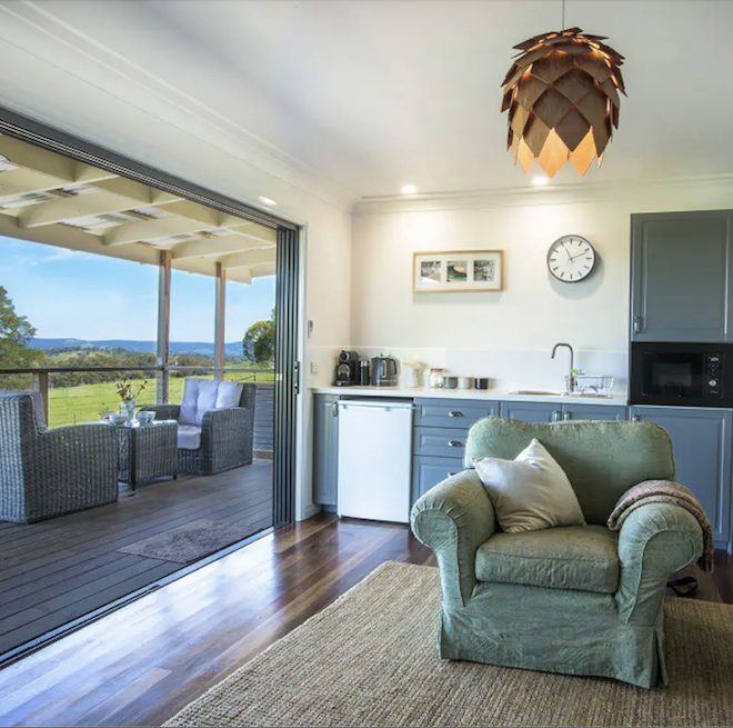 kitchen and deck at Grasmere Farm