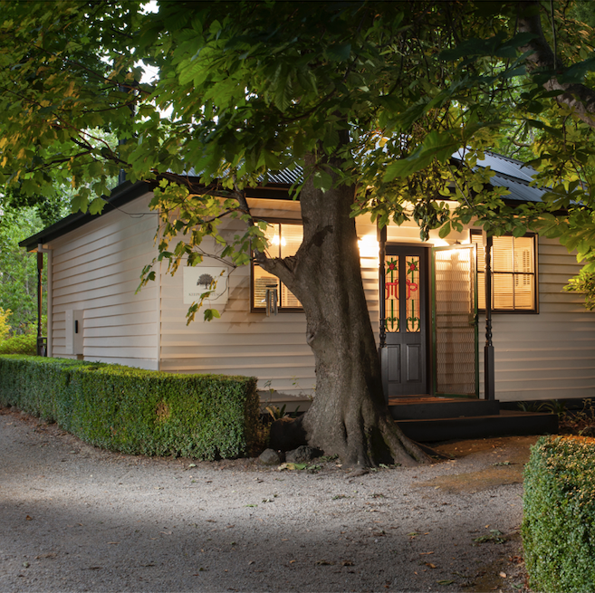 Keepers Cottage dog-friendly accommodation in Sassafras